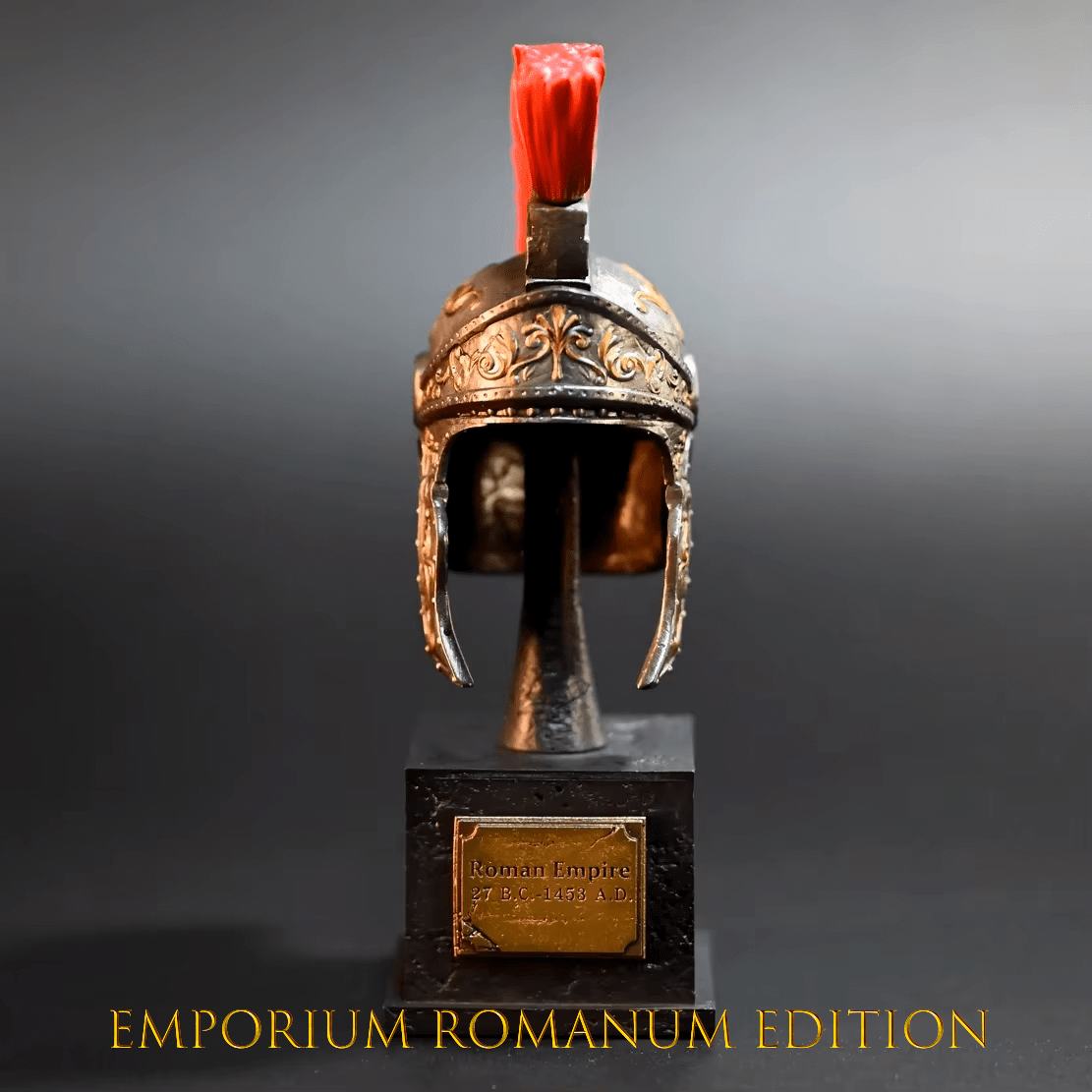 Roman Helmet Home Decoration - Emporium RomanumTribune