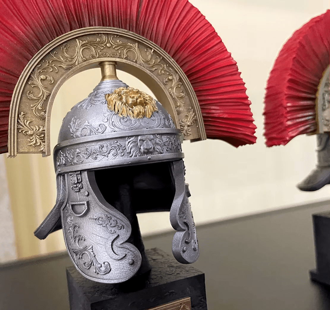 Roman Helmet Home Decoration - Emporium RomanumCenturion