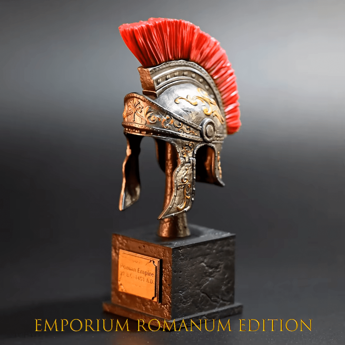 Roman Helmet Home Decoration - Emporium RomanumTribune